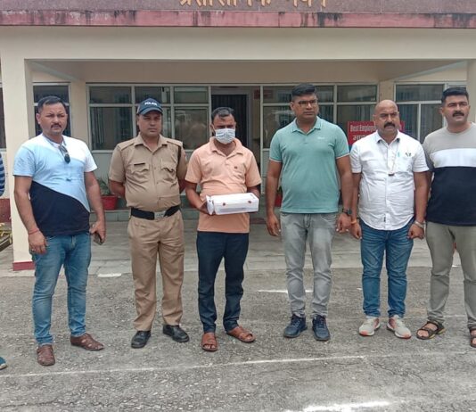 करोड़ो की स्मैक के साथ तस्कर गिरफ्तार।